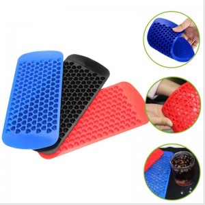 Silikon Mini-Eiswürfelschalen, 150 herzförmige Stücke zerkleinerte Eisformen einfache Freisetzung kleine Eiswürfel zum Kühlen von Whisky-Cocktails, Küchengeräte stapelbare Eisschalen, Gefrierschrank Spezialzubehör-Werkzeuge